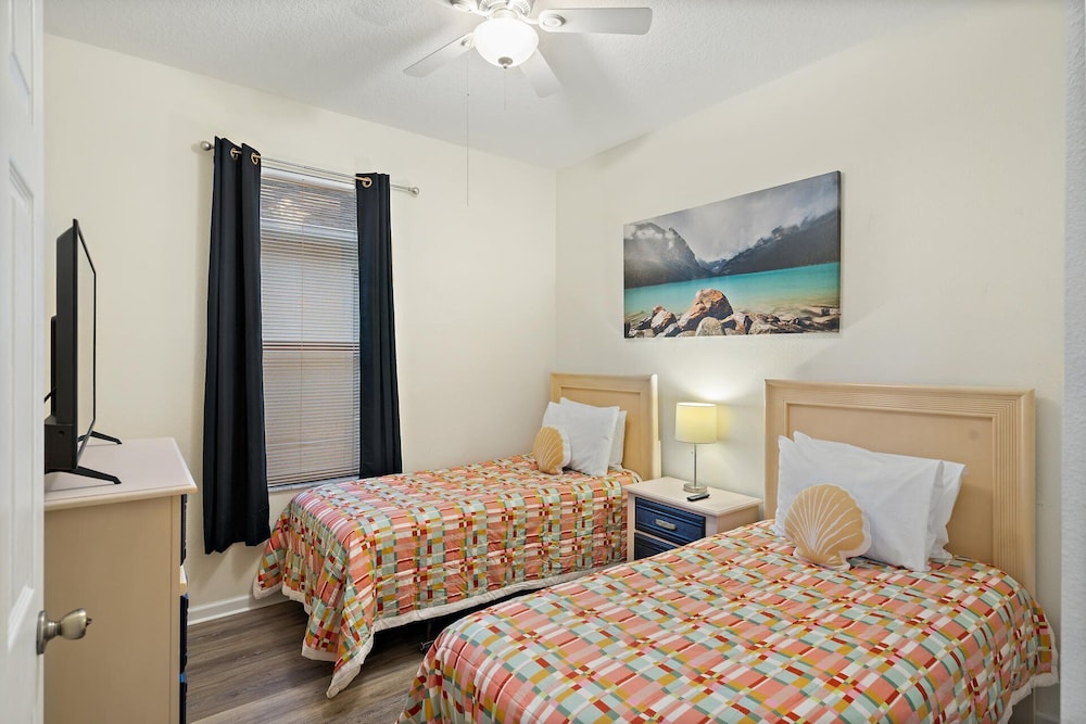 8104 fan Palm way - photo 7