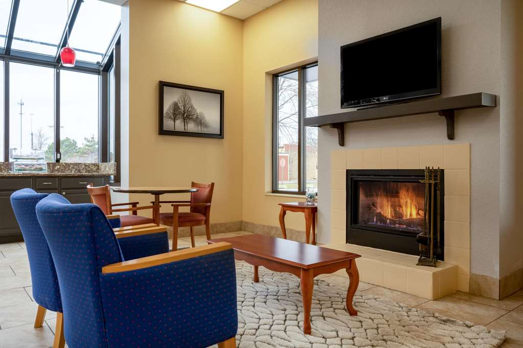 Days Inn by Wyndham Perrysburg Toledo - photo 11