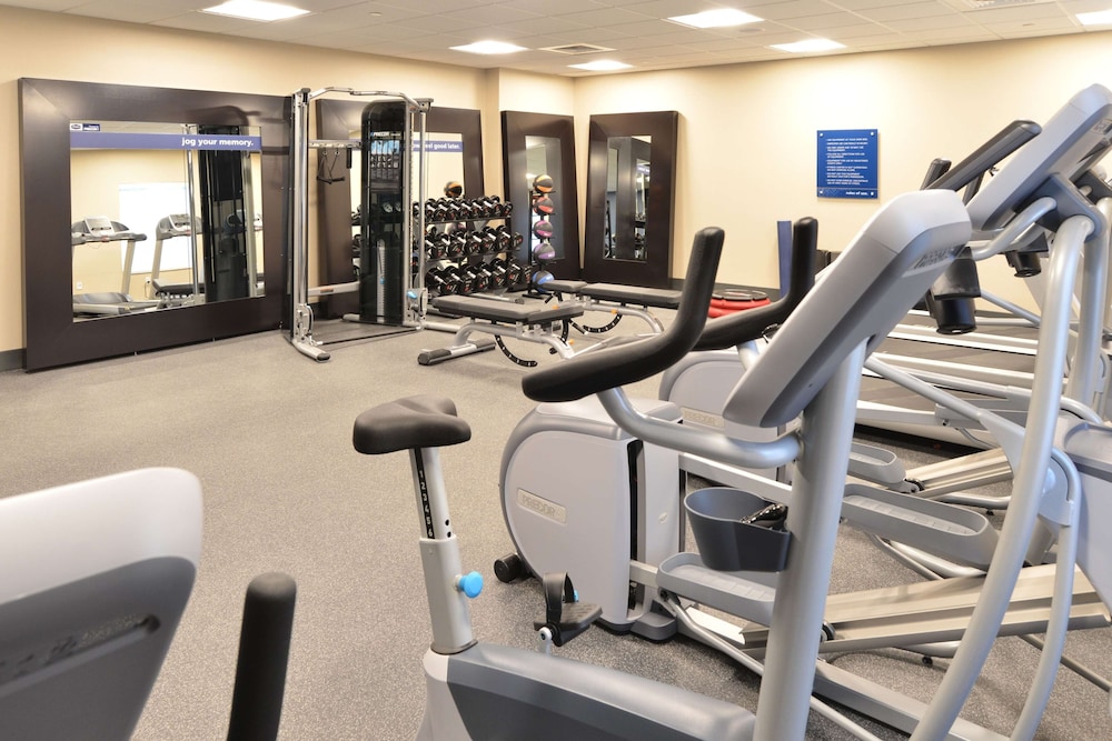 Hampton Inn & Suites Menomonie UW Stout - photo 45