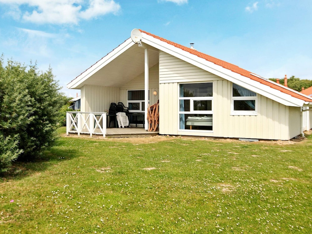 Holiday Home in Otterndorf — 4-Star Luxury Hotel in Otterndorf, Germany