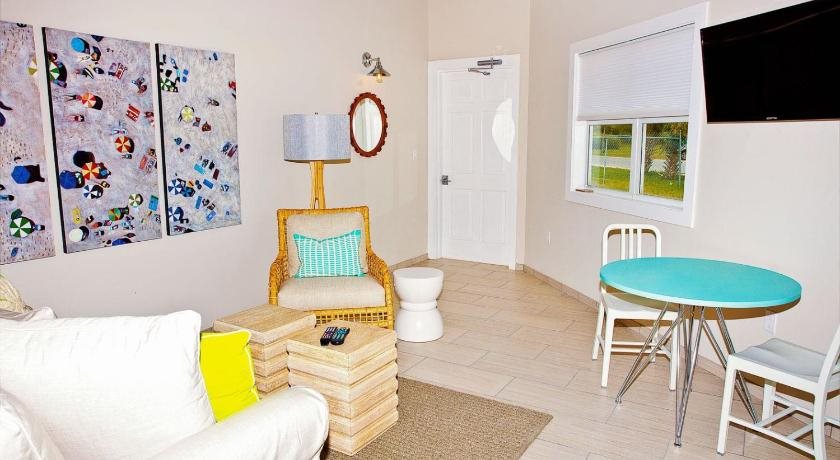Hotel Powell Pointe Resort — Unknown City