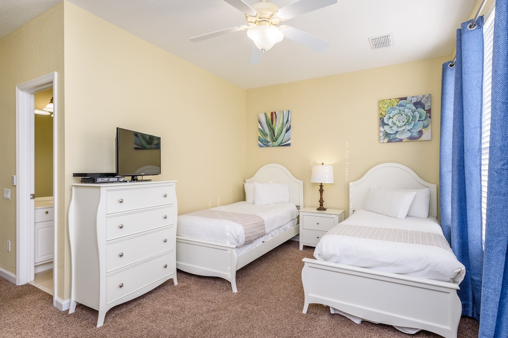 Vista Cay Resort Direct Townhomes by Millennium Management - photo 14