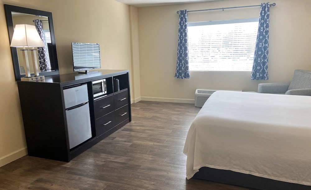 University Inn Durham next to Duke University Medical Center - photo 8