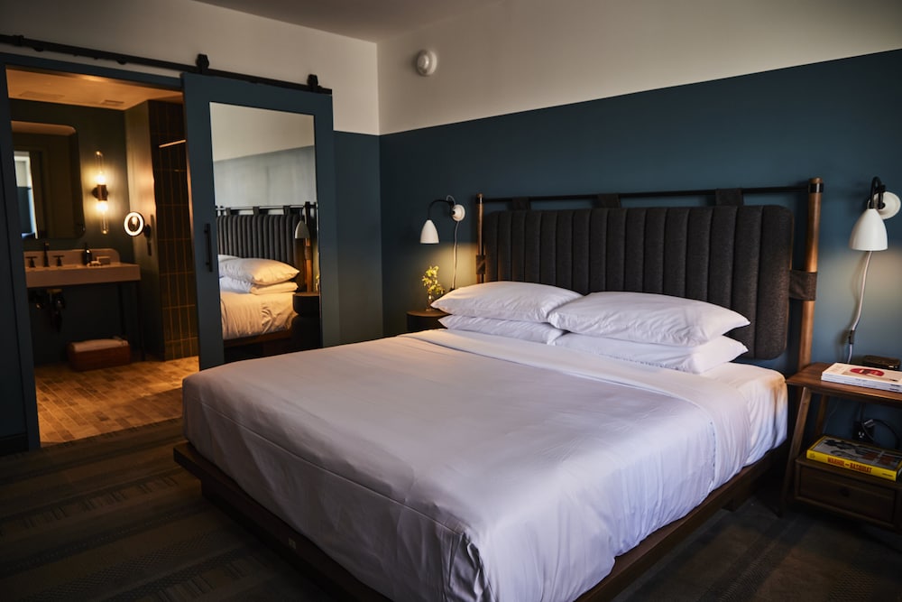 The Junto Hotel - photo 13