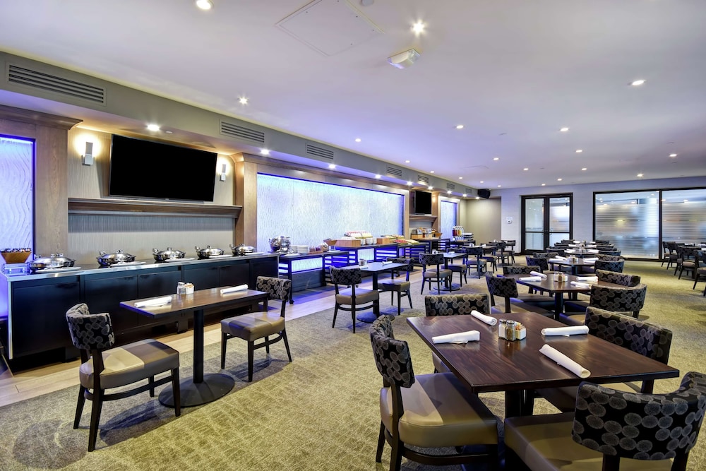 DoubleTree by Hilton Hotel Pleasanton at the Club - photo 34