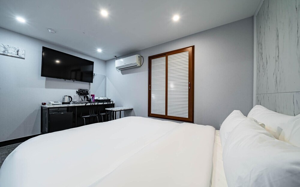 Yangpyeong Hotel Haru — hotel in Yangp'yong