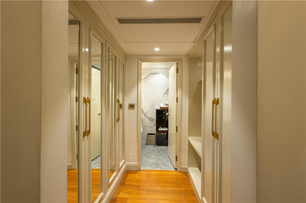Superior King Bed Room