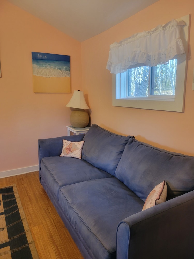 2 River Road Inn & Cottages - photo 10