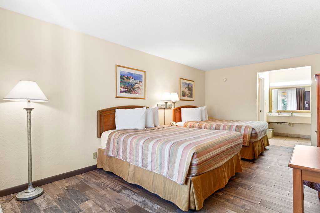 Americas Best Value Inn Ocean Inn - photo 18