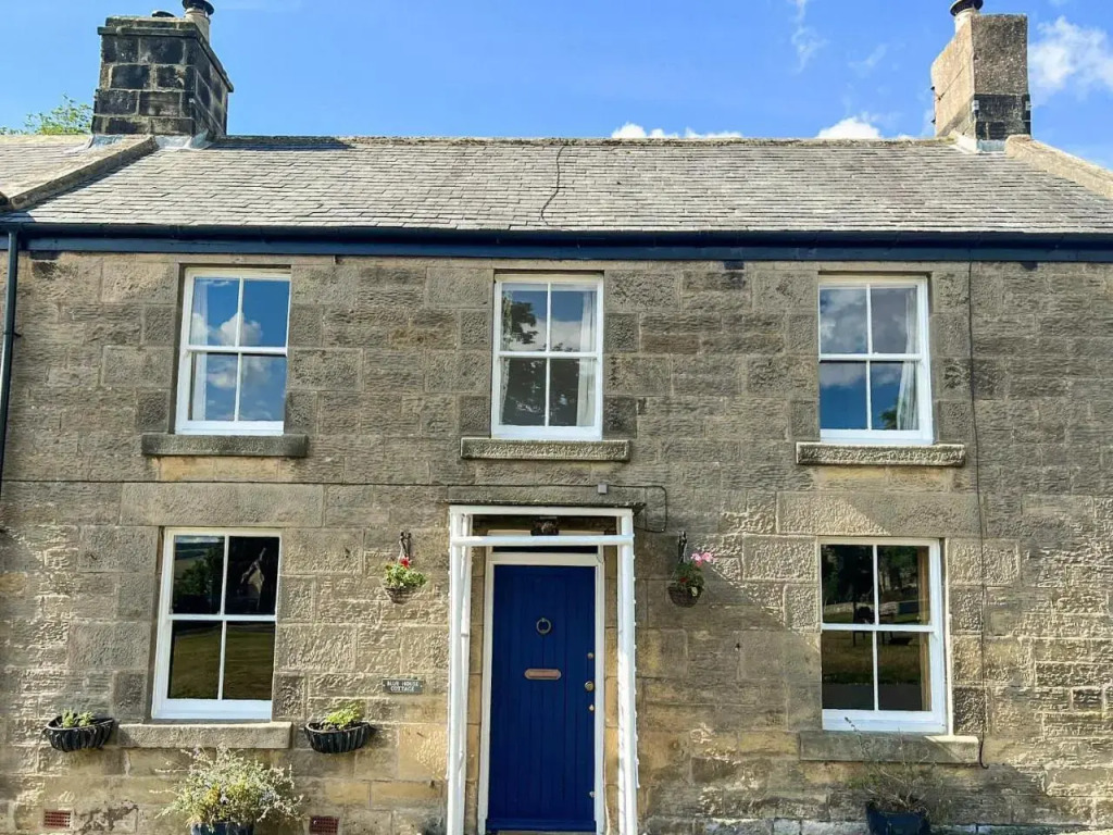 Blue House Cottage — 4-Star Luxury Hotel in Wall, United Kingdom