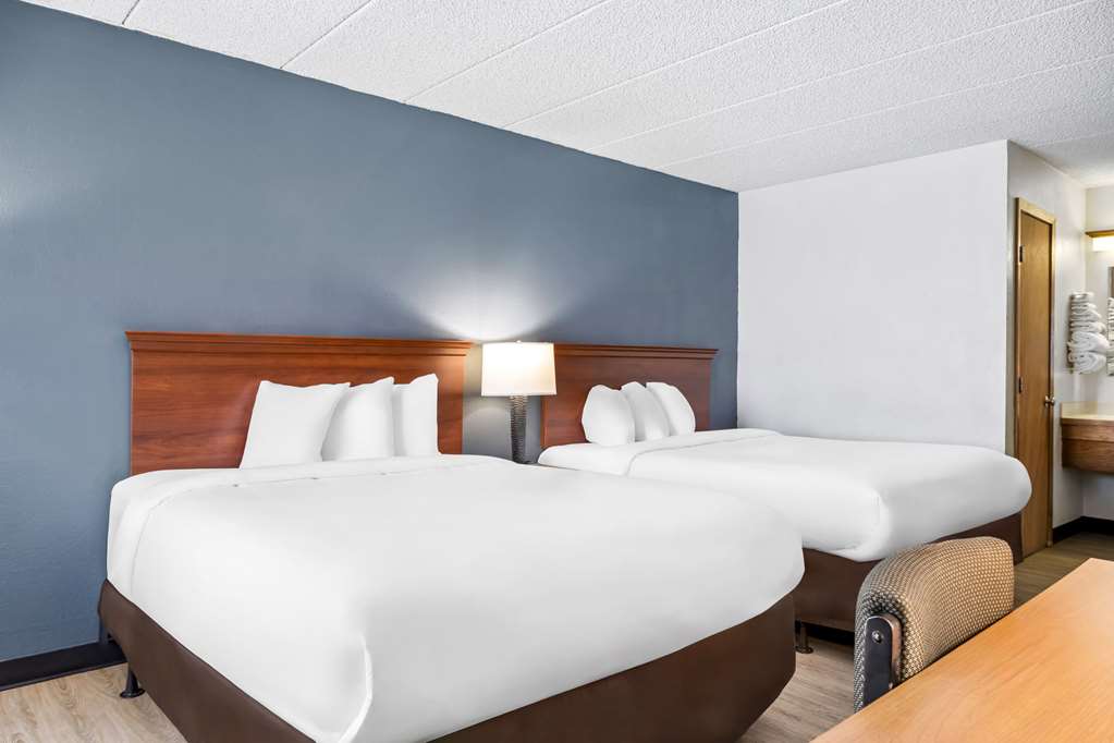 Econo Lodge Billings - photo 10