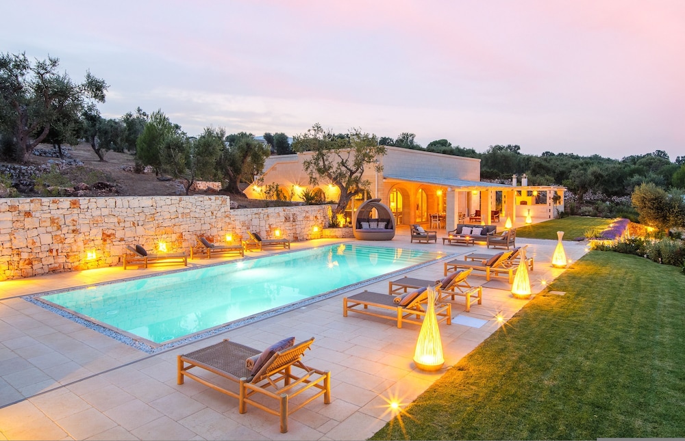 Trullo Ashi in Ostuni — 4-Star Luxury Hotel in Ostuni, Italy