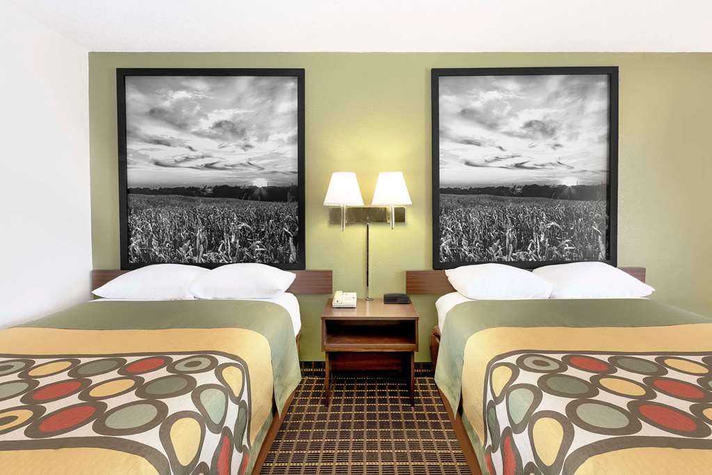 Super 8 by Wyndham Norfolk - photo 10