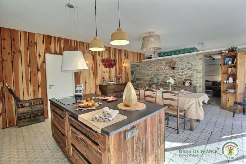 La chaumiere — hotel in Pleumeur-Bodou