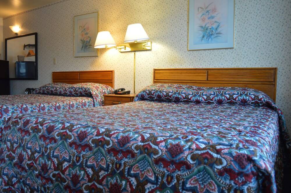 Columbus Motor Inn - photo 10