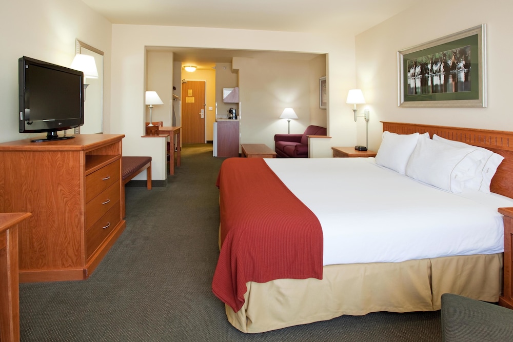 Holiday Inn Express Hotel & Suites Douglas an IHG Hotel - photo 2