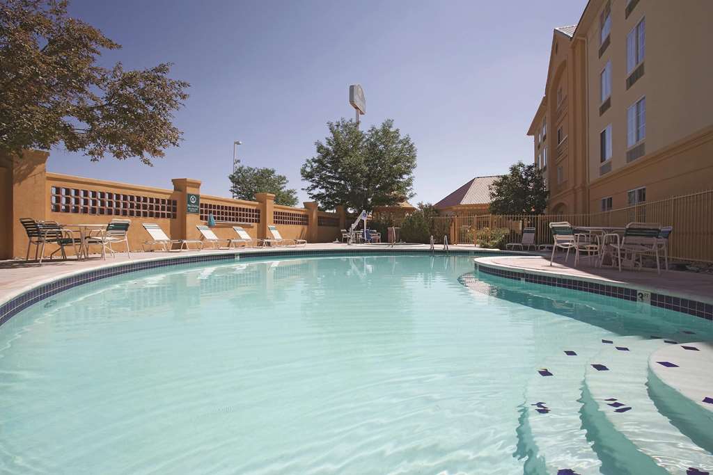 La Quinta Inn & Suites by Wyndham Pueblo - photo 12