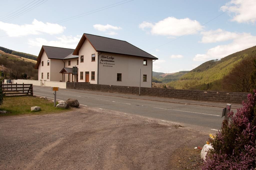 Afan Lodge — 4-Star Luxury Hotel in Port Talbot, United Kingdom