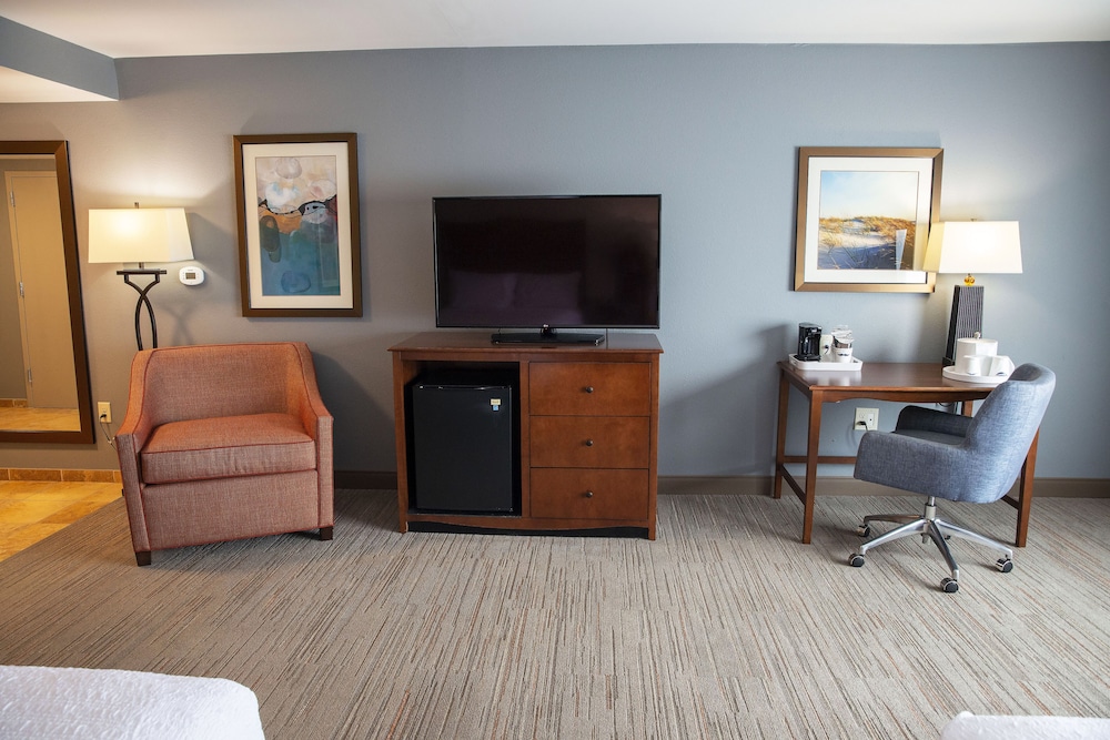 Hampton Inn & Suites Jacksonville - photo 16