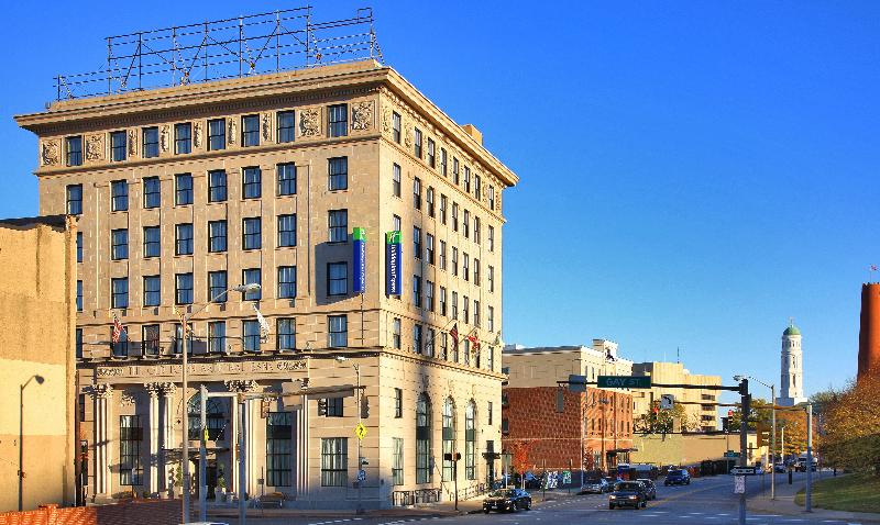Holiday Inn Express Baltimore Downtown - photo 8