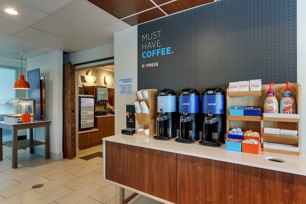 Holiday Inn Express Cincinnati North Monroe by IHG - photo 27