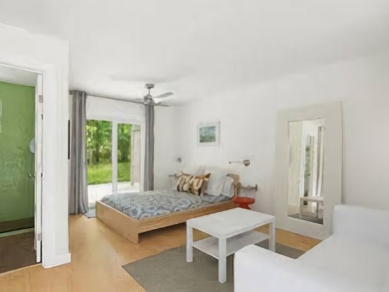 Forever Bungalows - photo 10