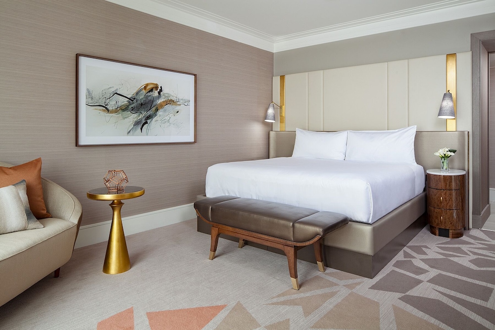 Hotel Crescent Court - photo 14