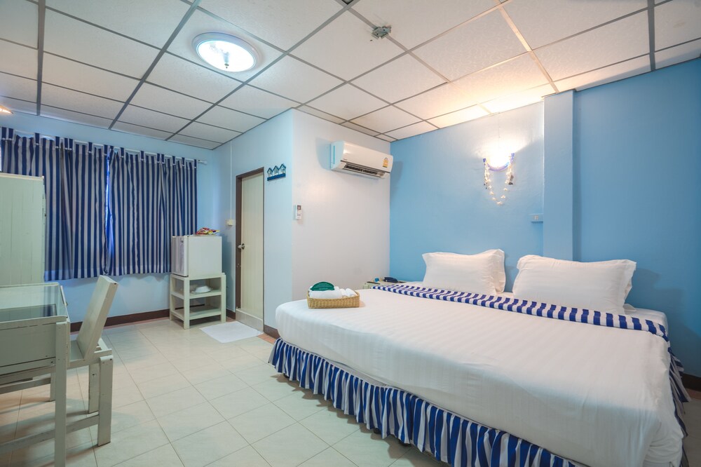Bed by Boat Hotel & Apartment in Mueang Nonthaburi, Thailand