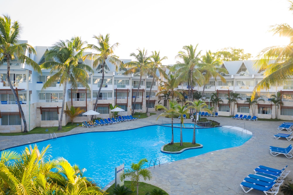 Casa Marina Reef — 4-Star Luxury Hotel in Puerto Plata, Dominican Republic