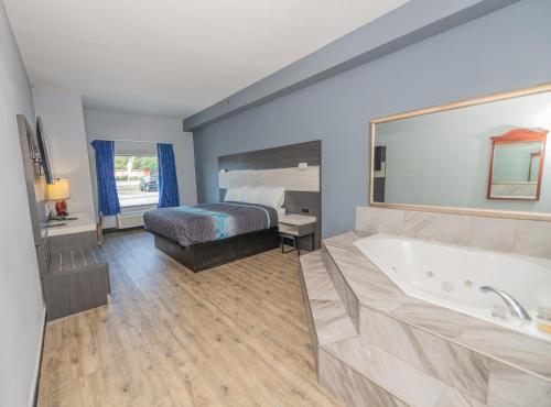 Jamestown inn & Suites - photo 38