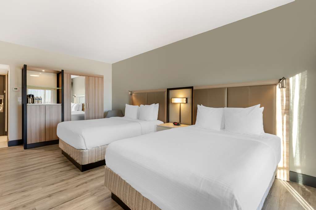 Best Western Plus Atlanta Airport East - photo 9