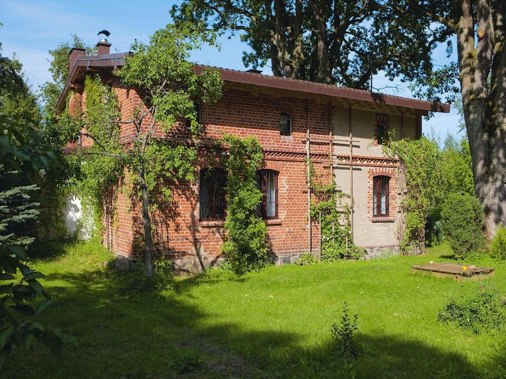 Pet Friendly Home In Sasino With Sauna — 4-Star Luxury Hotel in Choczewo, Poland