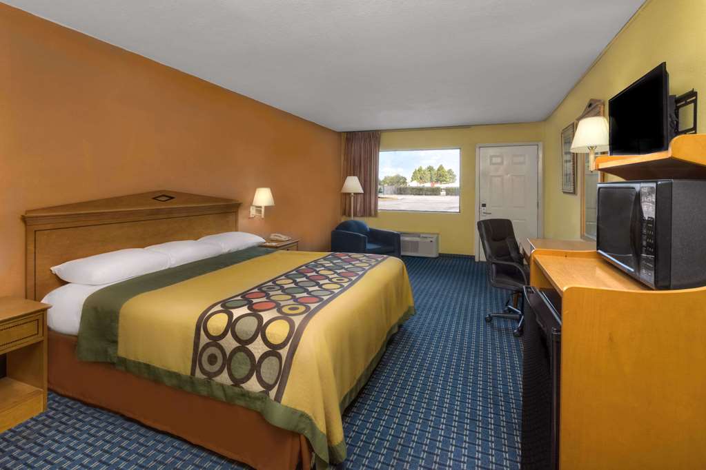 Super 8 by Wyndham Breaux Bridge - photo 12