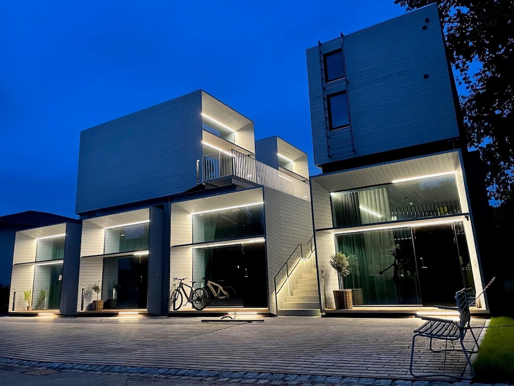 Chalet Park by Maier Höchst — 4-Star Luxury Hotel in Hoechst, Austria