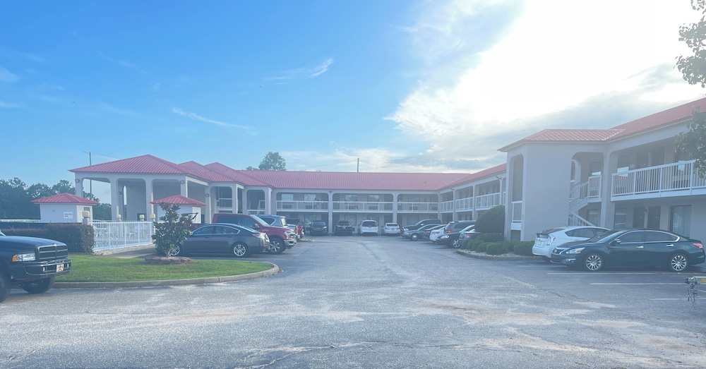 Motel 6 Abbeville AL - photo 18