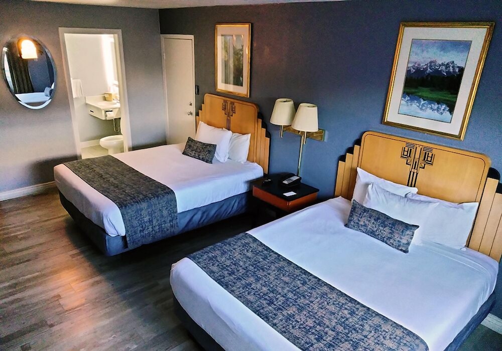 The Metropolitan Inn - photo 10