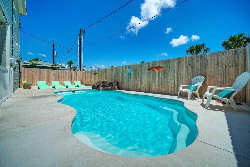 Rum Runner By Avantstay Private Pool Near Beach pet-friendly hotel Port Aransas