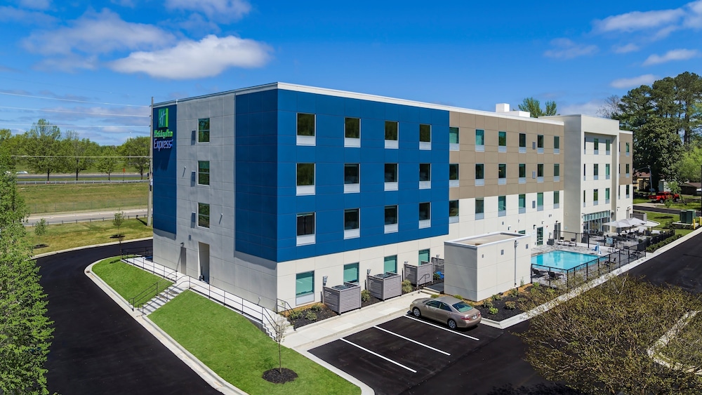 Holiday Inn Express Huntsville Space Center by IHG - photo 46