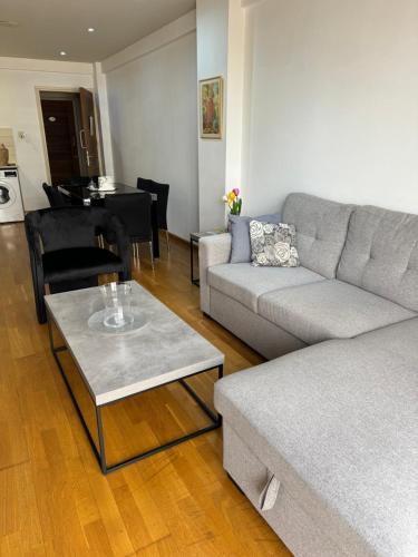 Ithaki Phinikoudes Apartment No. 105