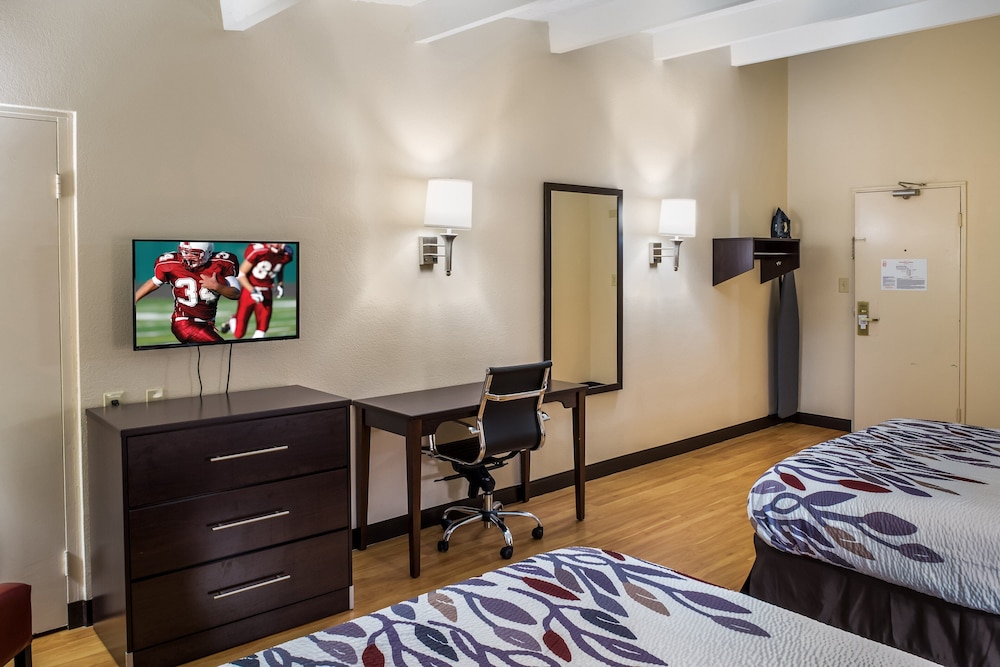 Red Roof Inn Richmond IN - photo 12