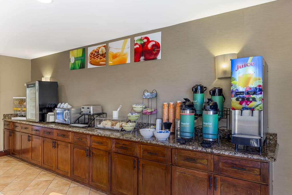 Quality Inn Raleigh Downtown - photo 29