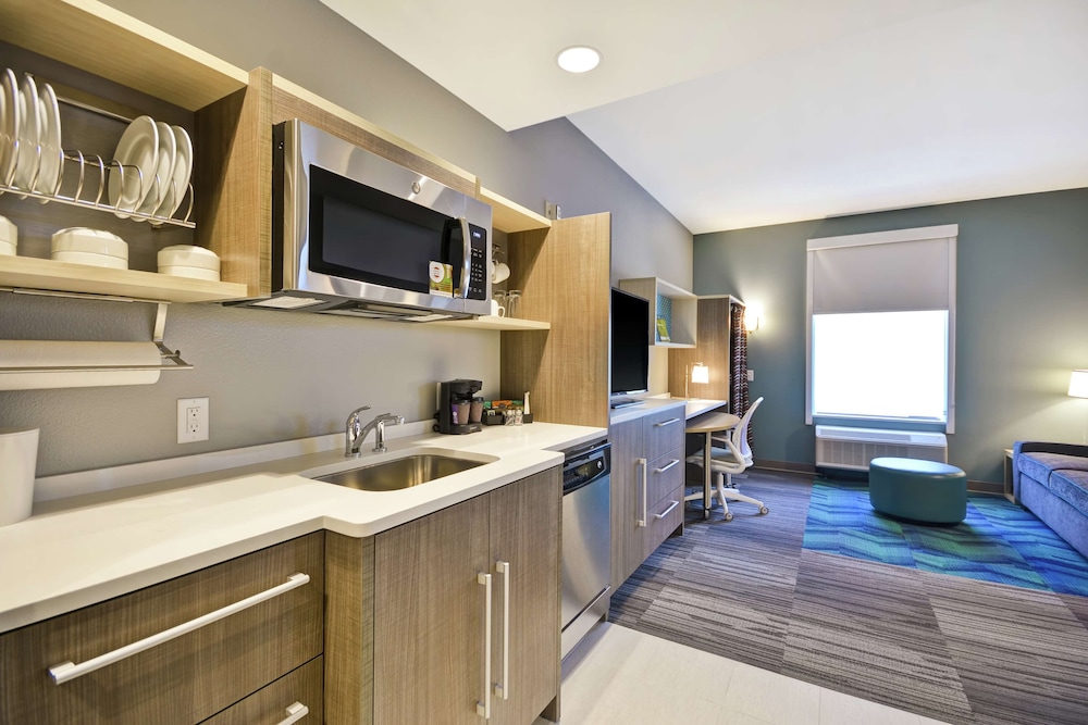 Home2 Suites by Hilton Queensbury Lake George - photo 8