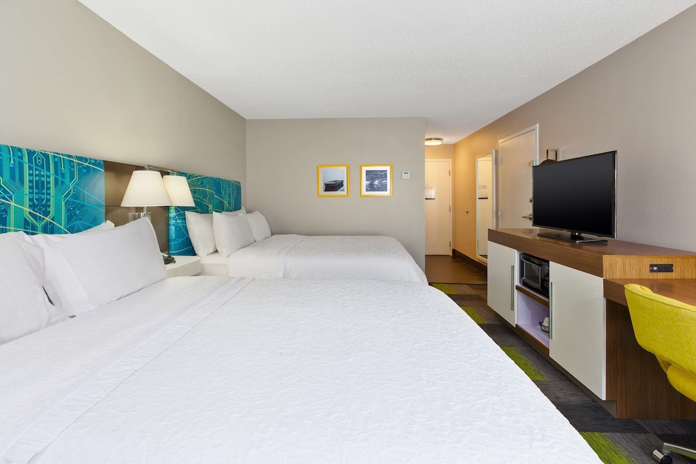 Hampton Inn Marysville - photo 7