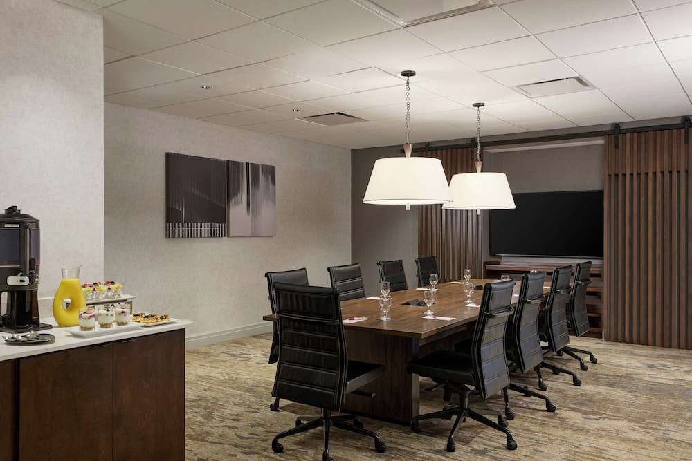 Pittsburgh Airport Marriott - photo 68