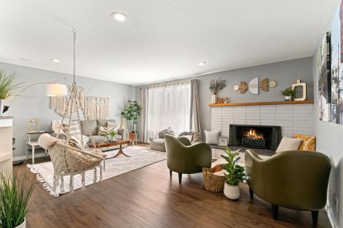 Sunset Ave Lux 4BR Large Home in Downtown Boise — 4-Star Luxury Hotel in Boise, United States