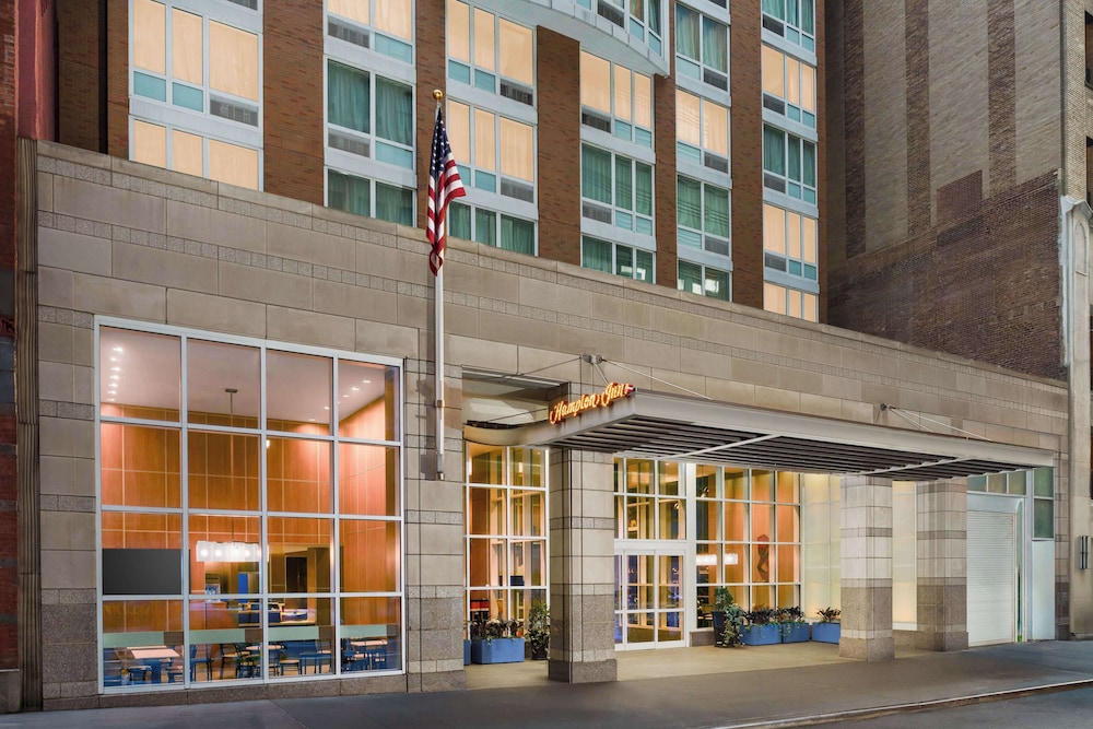 Hampton Inn Manhattan Times Square Central - photo 42