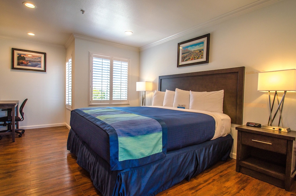 Continental Inn - photo 15