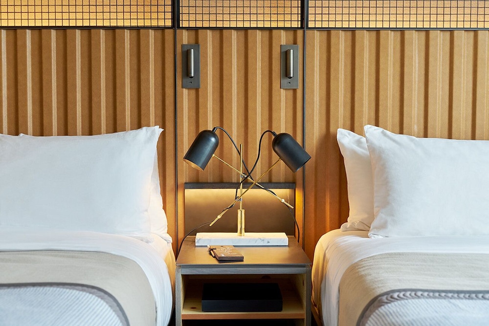 1 Hotel Brooklyn Bridge - photo 13