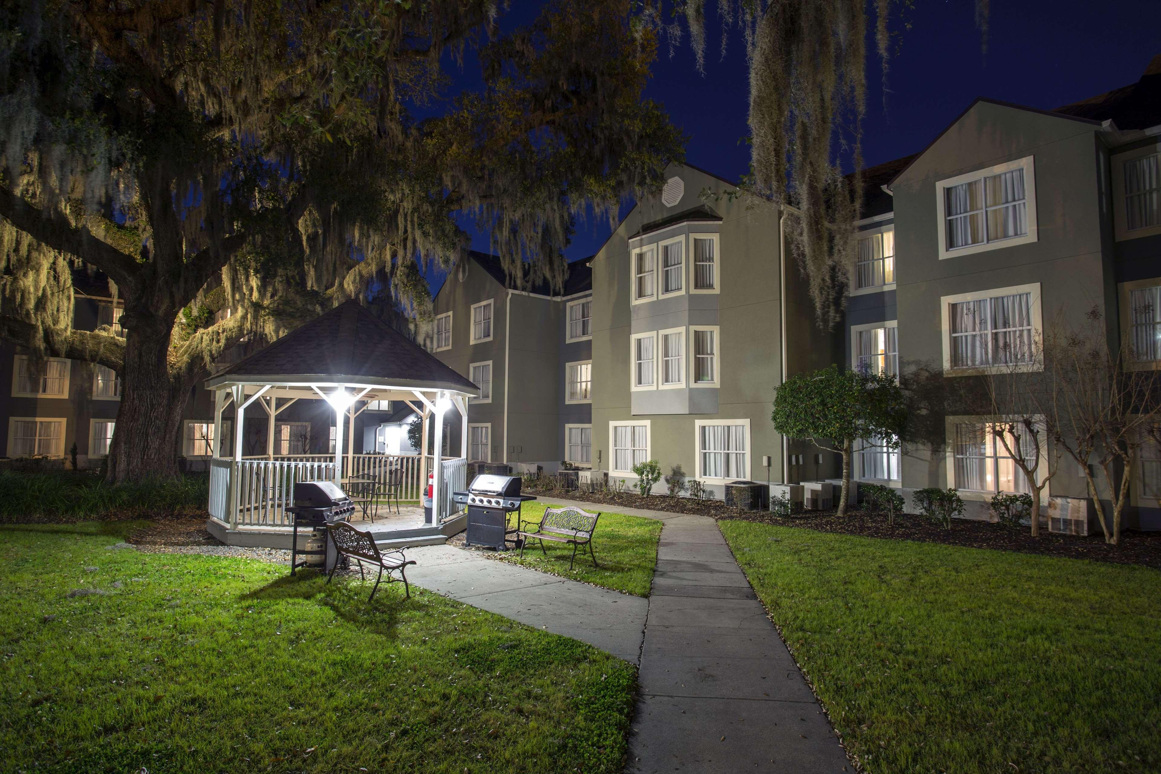 Homewood Suites by Hilton Savannah - photo 28