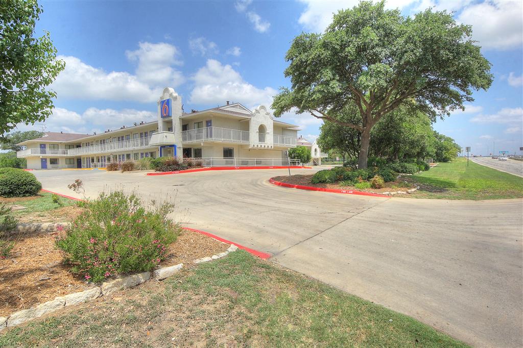 Motel 6 San Antonio TX Fiesta - photo 3